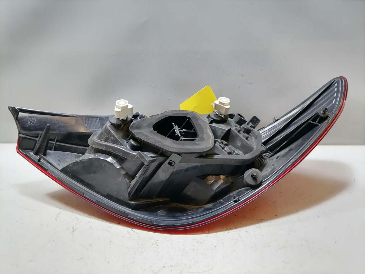 Opel Corsa D original Rücklicht Rückleuchte Heckleuchte rechts 5 Türer BJ08